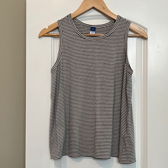 NWT Old Navy Women’s Luxe Black and White Stripes Sleeveless Tank Top - Size SP - Picture 4 of 9